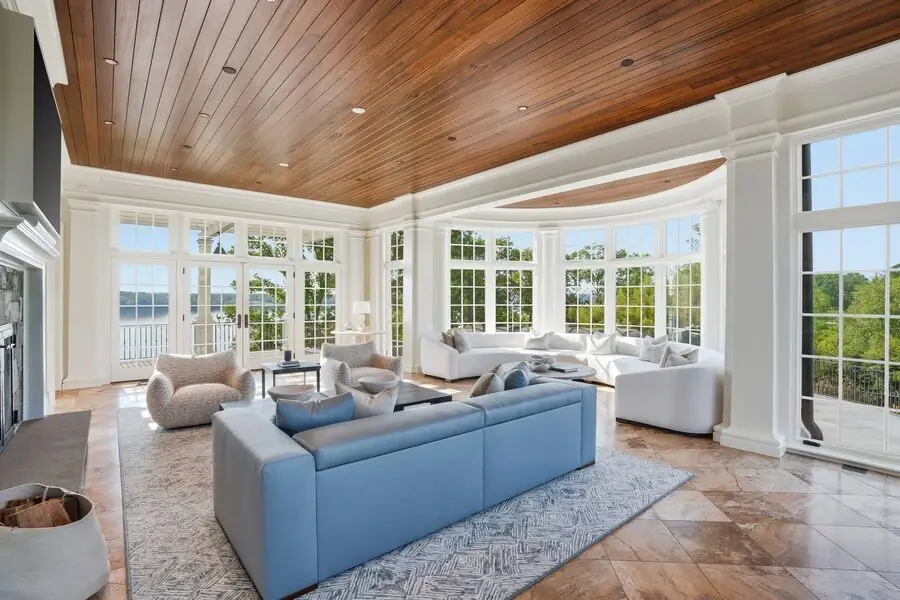 Cedar sunroom facing the Potomac
